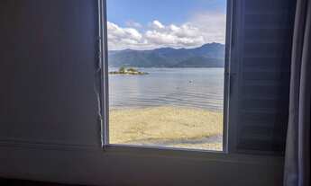 Imagem 7: Casa pé na areia a poucos passos do mar. OPORTUNIDADE