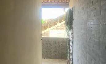 Imagem 7: Casa de 2 andares em rua publica