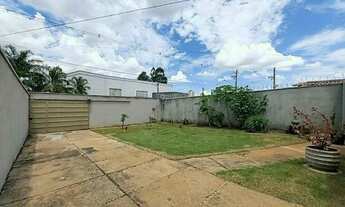 Imagem 4: Casa em Santa Monica com quintal 90 mil