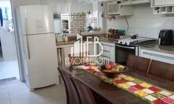 Imagem: Sobrado à Venda no bairro Baeta Neves