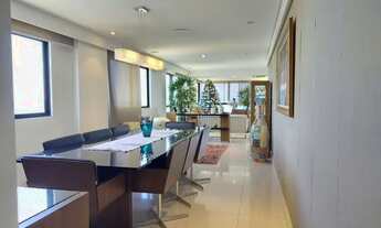 Imagem 12: Apartamento para venda possui 212 metros quadrados com 4 quartos