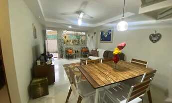 Imagem 2: Excelente Casa com 03 Quartos Varanda e Terraço com área gourmet em Quintino