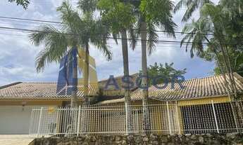 Imagem: Casa com 5 dormitórios sendo 3 suítes