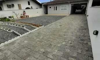 Imagem 3: Casa para Venda em Joinville, Costa e Silva, 2 dormitórios, 1 suíte, 1 banheiro, 3 vagas