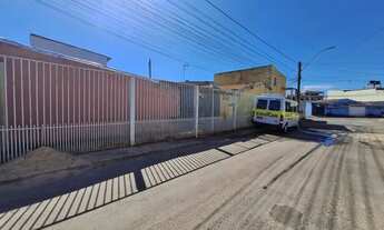 Imagem 2: QR 206 lotao esquina com 7 kits otimo p/renda excel,local vlr 350.000 Samambaia Norte