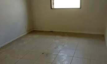 Imagem 7: Casa nos Cavaleiros com 4 quartos sendo 1 suíte para Locação