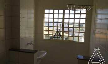 Imagem 2: Apartamento com 2 dormitórios para alugar, 68 m² por R$ 1.000/mês - Residencial Boa Vista