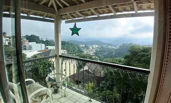 Imagem 2: Cód.: 2186 - Casa Duplex no Condomínio Granville - 4 Suítes - 8 Vagas - 3 Salas - Piscina