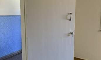 Imagem 2: Apartamento para aluguel possui 65 metros quadrados com 2 quartos - próximo ao comércio em