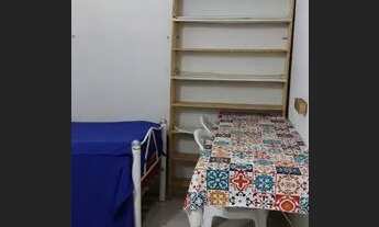 Imagem 2: Quarto individual em república masculina