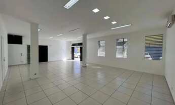 Imagem 5: SALÃO COM PORTA ADICIONAL; ACESSO AO PRÉDIO INTERIOR; LOCAÇÃO NO PQ SÃO JORGE SALÃO; VIZI