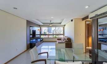 Imagem 3: Apartamento mobiliado de 2 dormitórios, sendo 1 suíte no bairro Petrópolis