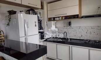 Imagem: Apartamento com marcenaria de 2 dormitórios