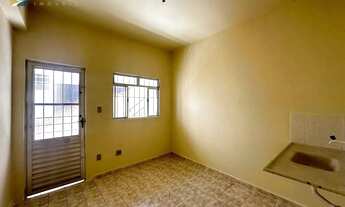 Imagem 5: Apartamento com 1 dormitório para alugar, 40 m² por R$ 560,00/mês - Fontesville - Juiz de