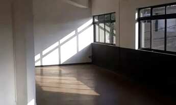 Imagem: GALPÃO COM 3 PAVIMENTOS EM CIDADE ADEMAR