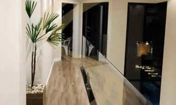 Imagem 2: Casa com 3 Suítes, Piscina Aquecida e Área Gourmet no Portal Horizonte