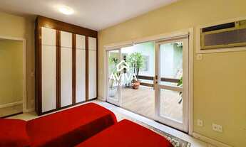 Imagem 14: Maravilhosa Casa com Vista Mar Disponível para Venda em Angra dos Reis