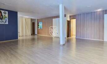 Imagem 2: Casa Comercial para Locação, 04 Salas, Living para 03 Ambientes, 20 Vagas, Batel, Curitiba