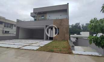 Imagem: Casa á venda com 3 suítes - Condomínio