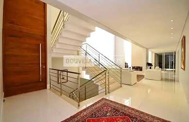 Imagem 3: Casa com 4 Dormitórios, 4 Suítes, 590 m², aluguel de R$ 25.000 + Taxas - Santa Felicidade