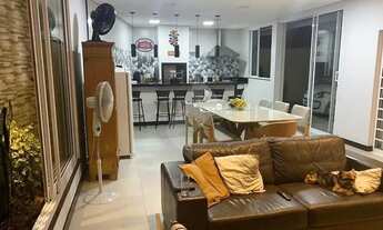 Imagem: Casa à venda, 258 m² por R$ 750.000,00