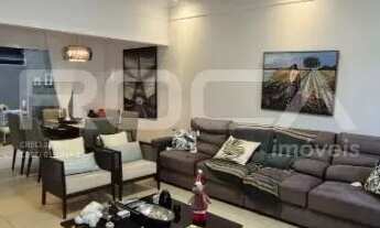 Imagem: Casa Térrea com 3 Suítes à Venda e Locação