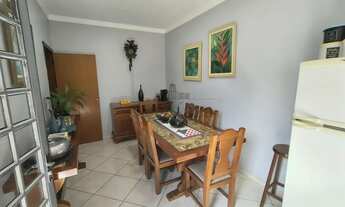 Imagem 4: Casa Padrão - 3 dorms - 1 suíte - 2 banheiros - Sala de Jantar - Bosque dos Eucaliptos