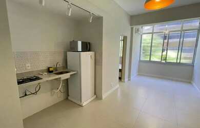 Imagem: Quarto e sala totalmente reformado em Copacabana