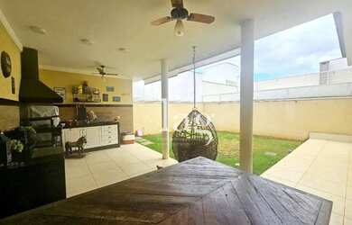 Imagem: Casa com 3 quartos à venda, 221 m² por