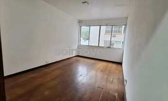 Imagem 2: Cosme Velho, apartamento de fundos com vista para o verde