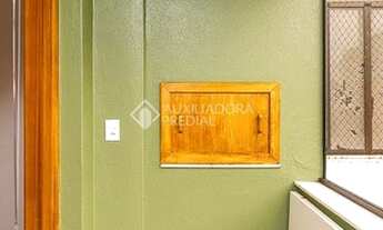 Imagem 3: Apartamento a venda com sacada 1 dormitório e 1 vaga em Petrópolis - Porto Alegre - RS