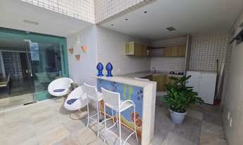 Imagem 7: Cobertura beira mar à venda, 4 suítes, sendo uma Master com closet e banheira, piscina pri