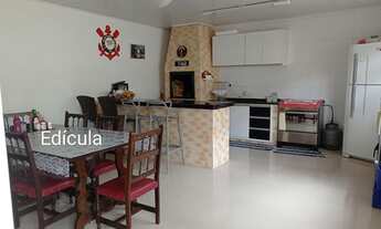 Imagem: Casa terrea com edicula -guabirotuba