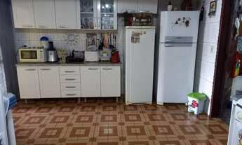 Imagem 2: Casa para Venda em Foz do Iguaçu, Jardim das Flores, 4 dormitórios, 2 suítes, 3 banheiros