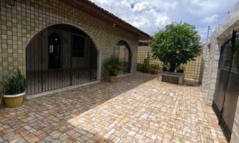 Imagem 2: Casa para venda possui 402 metros quadrados com 7 quartos em Marambaia - Belém - Pará