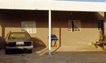 Imagem 3: Excelente casa a venda com 3 qts sendo 1 suite 150 metros d laje SHA chá 108B conj 5 de Á