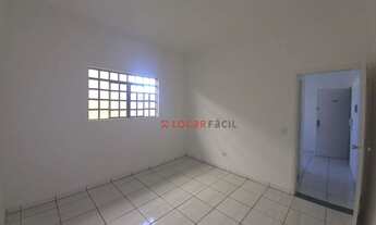 Imagem 2: Kitnet com 1 dormitório para alugar, 25 m² por R$ 800/mês - Vila Balarotti - Londrina/PR