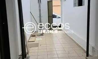 Imagem 2: Casa para aluguel, 2 quartos, 1 suíte, Jardim Regina - ARAGUARI/MG