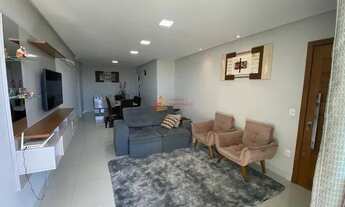 Imagem 2: ? Luxuoso Apartamento no Edifício João Bosco de Angeli, com Vista Privilegiada