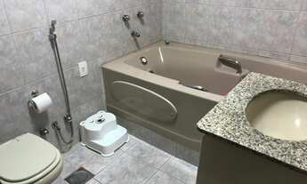 Imagem 3: Apartamento para venda tem 180 metros quadrados com 4 quartos