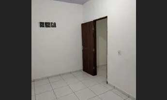 Imagem 4: Aluga-se casa coroado 2