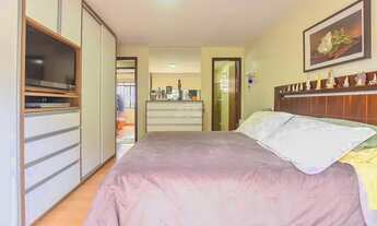 Imagem 7: Sobrado para venda tem 111 metros quadrados com 3 quartos em Tarumã - Curitiba - PR