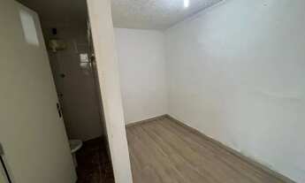 Imagem 5: Casa de Fundos independente para locação - 2 quartos R$ 1.200,00 - Jardim Melina