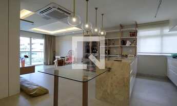 Imagem 2: Apartamento à Venda - Freguesia , 2 Quartos, 210 m2