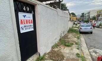 Imagem 5: Casa Frente de Rua com 01 Quarto Geminado Quintal Amplo e Garagem em Quintino