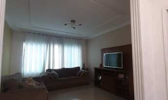 Imagem 6: Casa para venda com 250 metros quadrados com 3 quartos