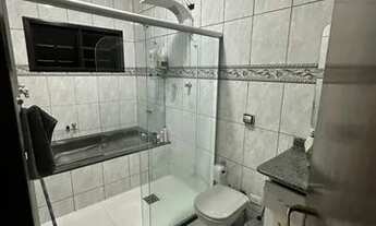 Imagem 7: Casa de condomínio térrea para venda possui 225 metros quadrados com 6 quartos