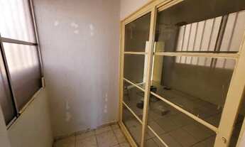 Imagem 7: Apê duplex. Jardim Tijuca, de 3 quartos com suíte, sala, cozinha com armário e fogão