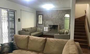 Imagem 5: Sobrado á 700 metros do Metrô