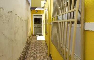 Imagem 3: Alugo Casa no Centro de 3 quartos com 2 suítes em - Itabuna - BA